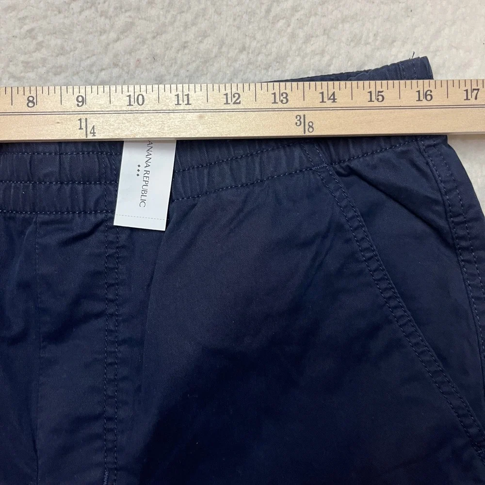 Banana Republic Cargo Shorts Mens M Preppy Navy 10 Inch Lightweight Elastic